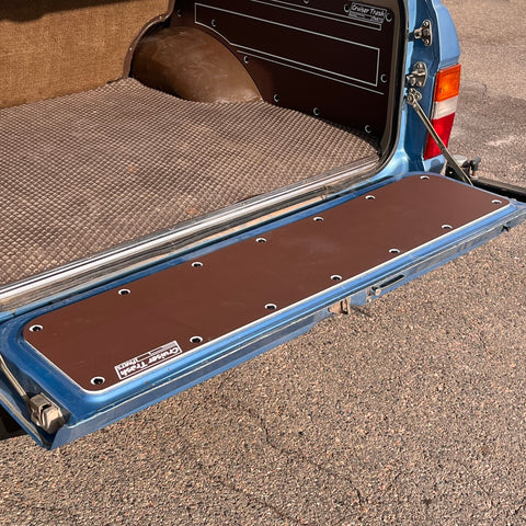 60 Series Deluxe Tailgate Panel
