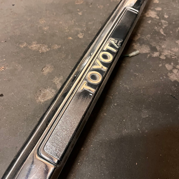 Rear Tailgate Trim - 60 Series, Used