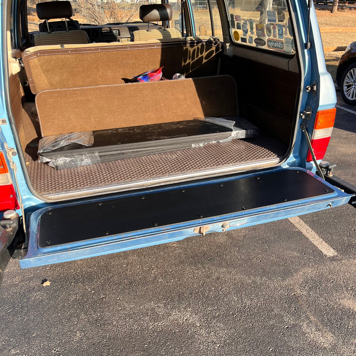 60 Series ABS Tailgate Panel Cruiser Trash Parts