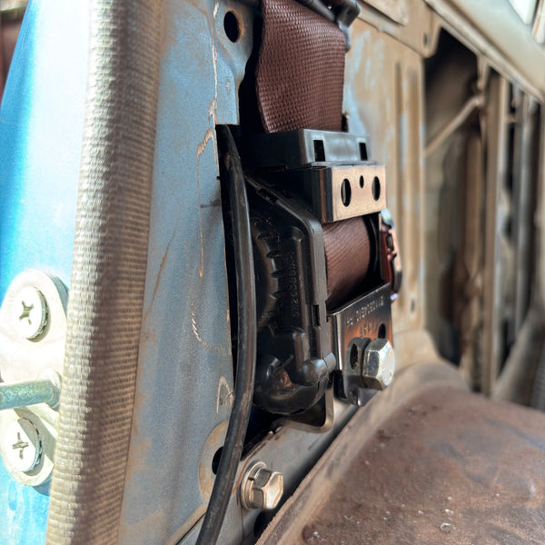 60 Series Rear Shoulder Belt Bracket