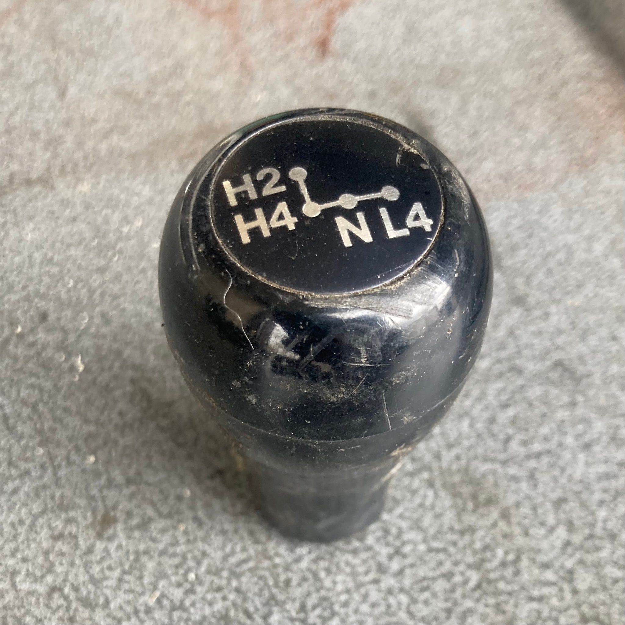 Transfer Case Shifter Knob - 60 Series - used